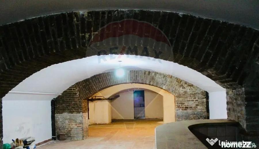 Spațiu comercial, de 168 mp, în Ultracentral