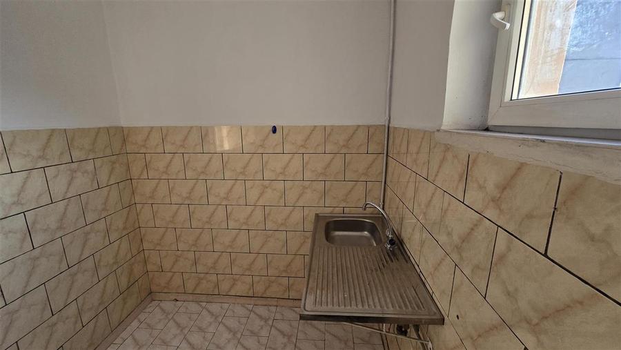 Apartament 3 camere  Suceava Molid De Vanzare! - 14