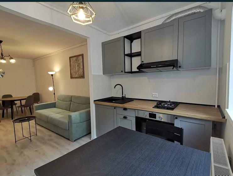 Apartament cu 2 camere decomandat în Theodor Pallady