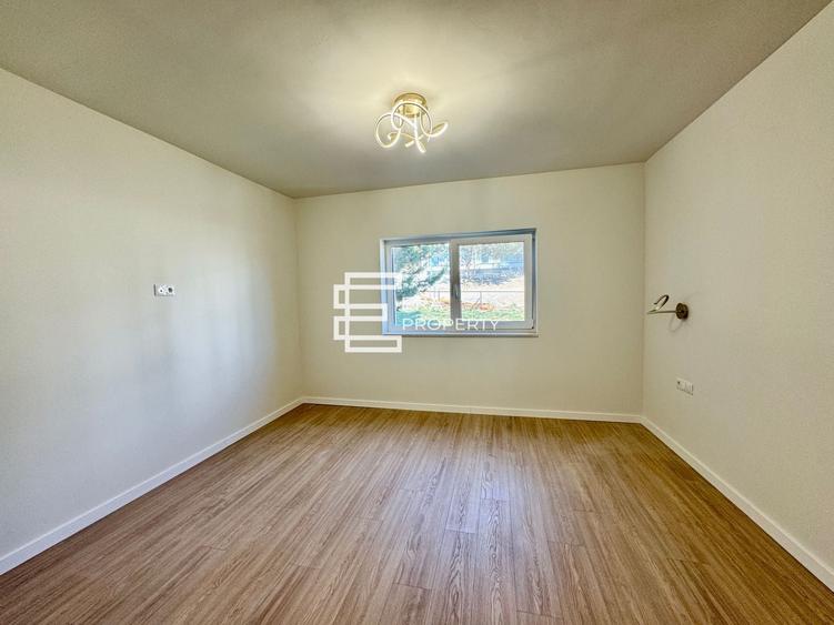 Apartament cu 3 camere decomandat în Cristian