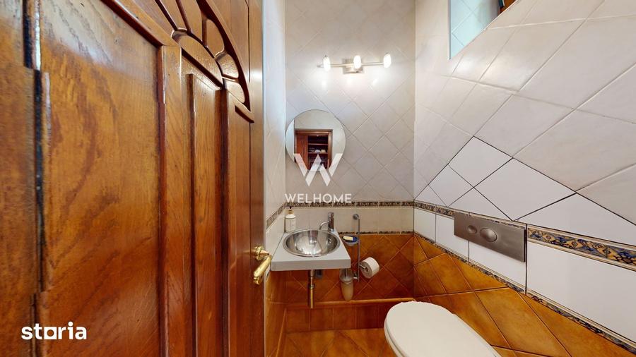 Casă cu 7 camere cu Teren 475 Mp în Ștrand