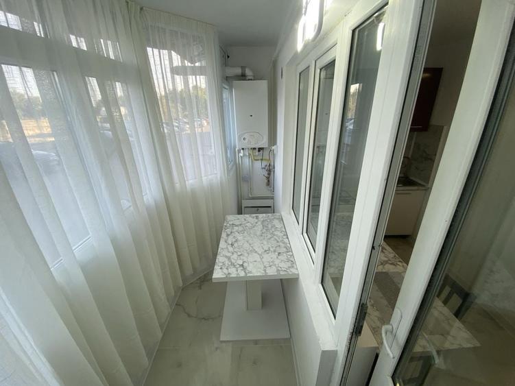 Garsonieră decomandată în Exterior Vest