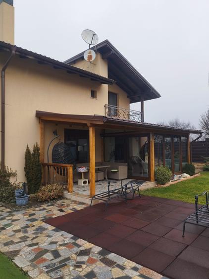 Casă individuală cu 4 camere cu Canalizare în Făget