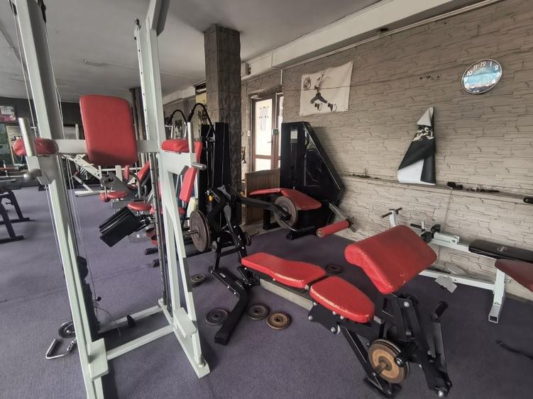 Spațiu comercial, de 150 mp, în Central