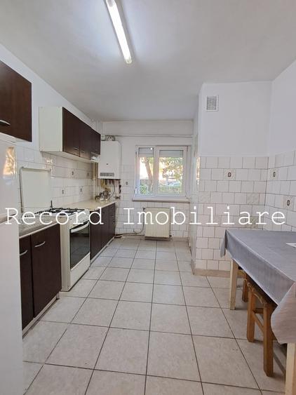 Apartament cu 3 camere decomandat în Mănăștur