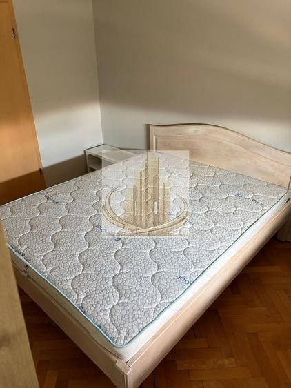 Apartament cu 2 camere semidecomandat, mobilat în Medicină