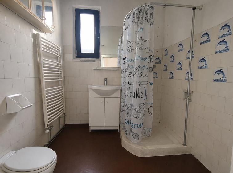 Casă individuală cu 3 camere cu Teren 601 Mp în Gruia