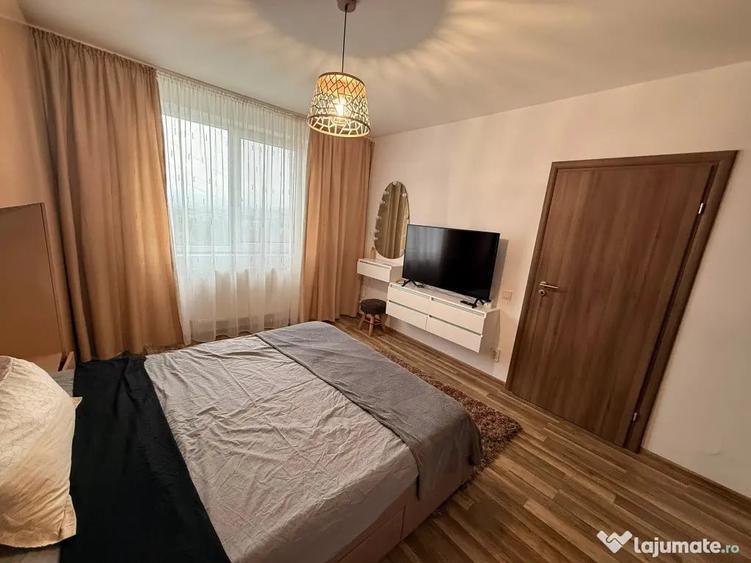 Apartament 2 camere semidecomandat zona Razoare - 7