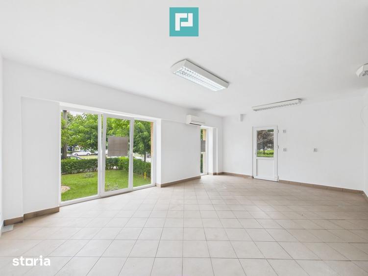 Spațiu comercial, de 35 mp, în Șega