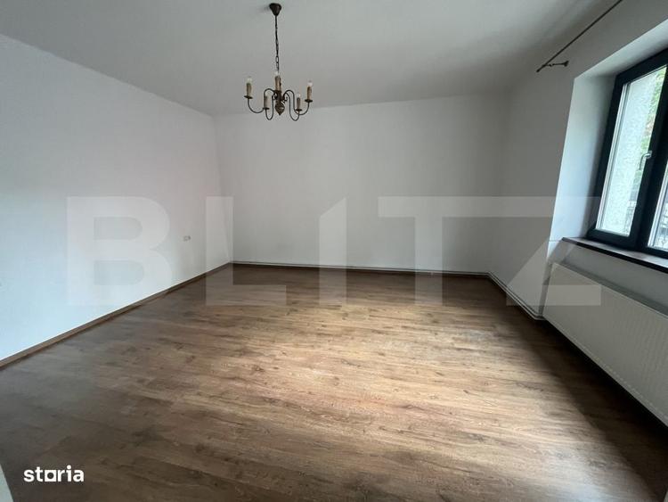 Casă cu 4 camere cu Teren 437 Mp în Central