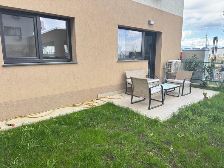 Apartament cu 2 camere decomandat, mobilat în Industriilor