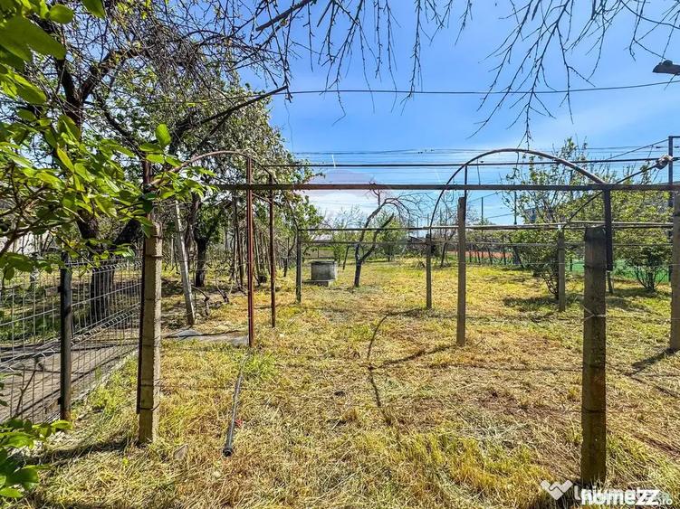 Casă cu 4 camere cu Teren 1145 Mp în Central
