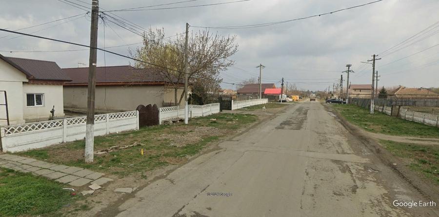 Teren Construcții intravilan de 800 mp, în Poiana