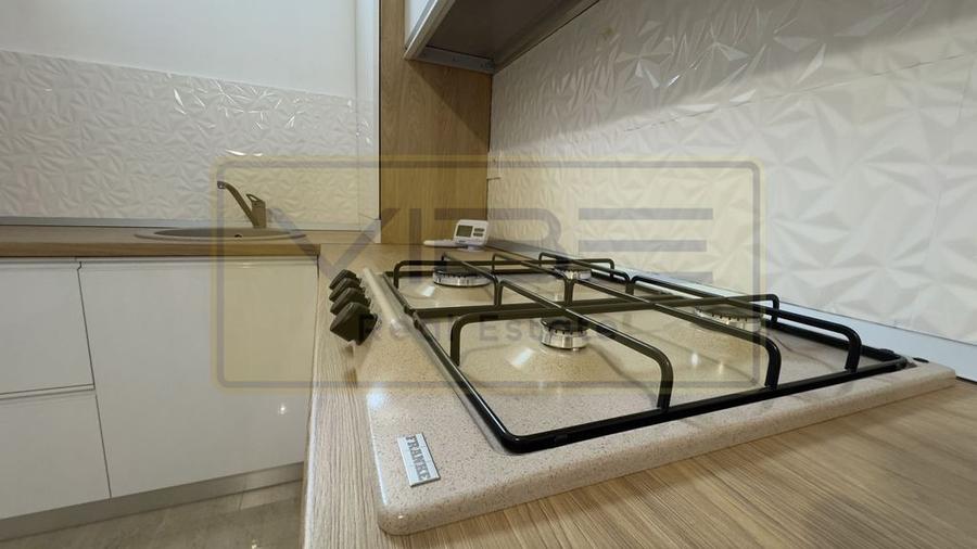 Apartament cu 2 camere decomandat, mobilat în Central
