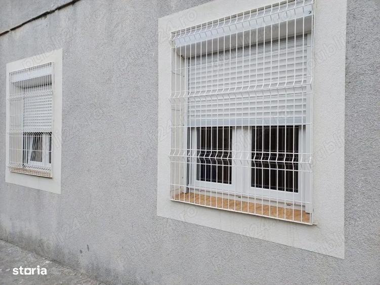 Garsonieră decomandată în Palas