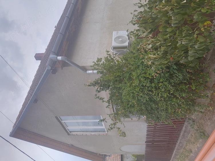 Casă cu Teren 781 Mp în Husasău de Criș