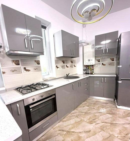Apartament cu 3 camere decomandat, mobilat în Aviației