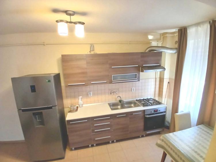 Apartament cu 2 camere decomandat în Giroc