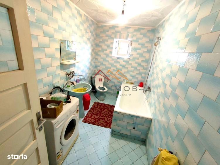 Casă cu 4 camere decomandat cu Teren 890 Mp în Slobozia