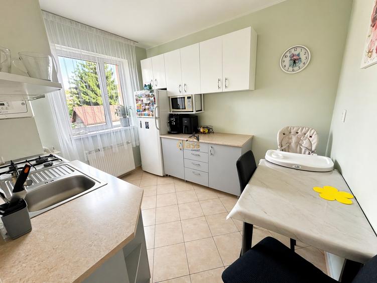 Apartament cu 2 camere decomandat, mobilat în Între Lacuri