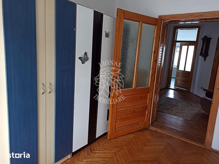 Apartament cu 3 camere în Central