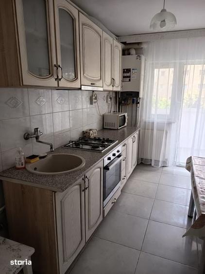 Ofer spre inchiriere apartament cu trei camere - 6