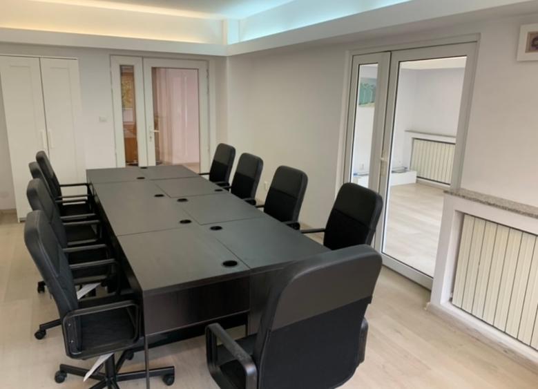Apartament cu 3 camere decomandat în Ultracentral