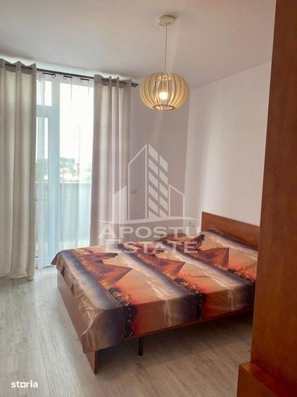 Apartament cu 3 camere semidecomandat în Simion Bărnuțiu