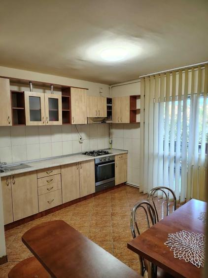 Apartament cu 2 camere decomandat în Mărăști
