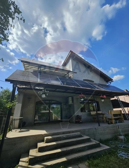 Casă cu 5 camere cu Teren 702 Mp în Nord