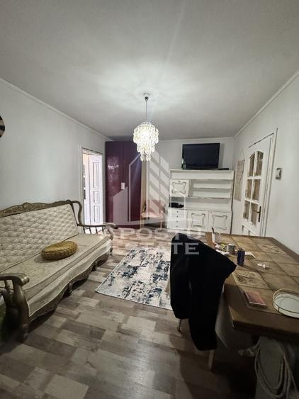 Apartament cu 2 camere semidecomandat în Central