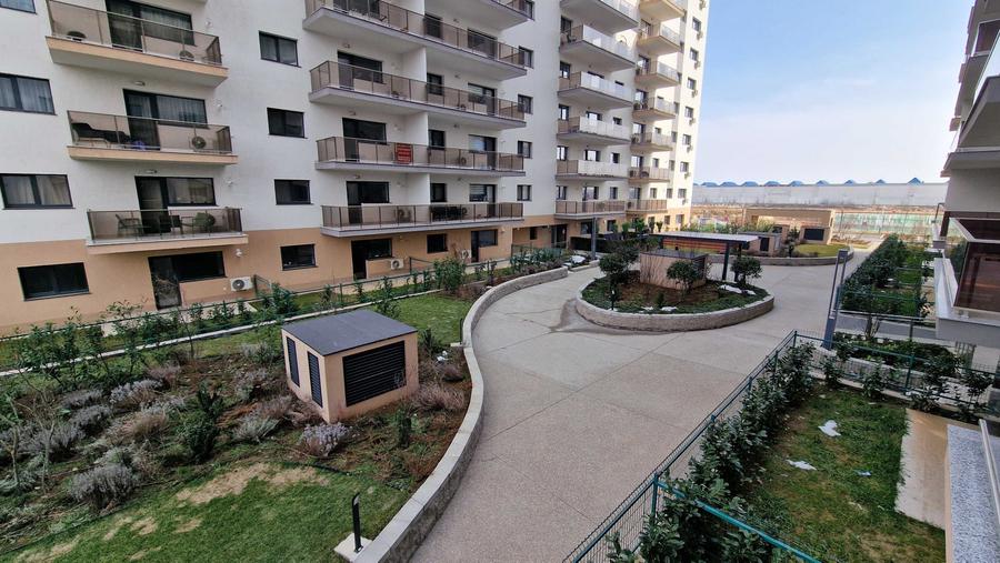 Apartament cu 2 camere semidecomandat, mobilat în Basarabia