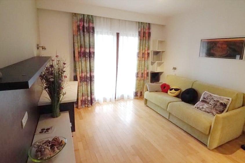Casă individuală cu 5 camere cu Canalizare în Pipera