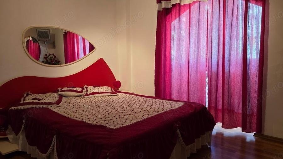 Apartament cu 4 camere decomandat în Dorobanți