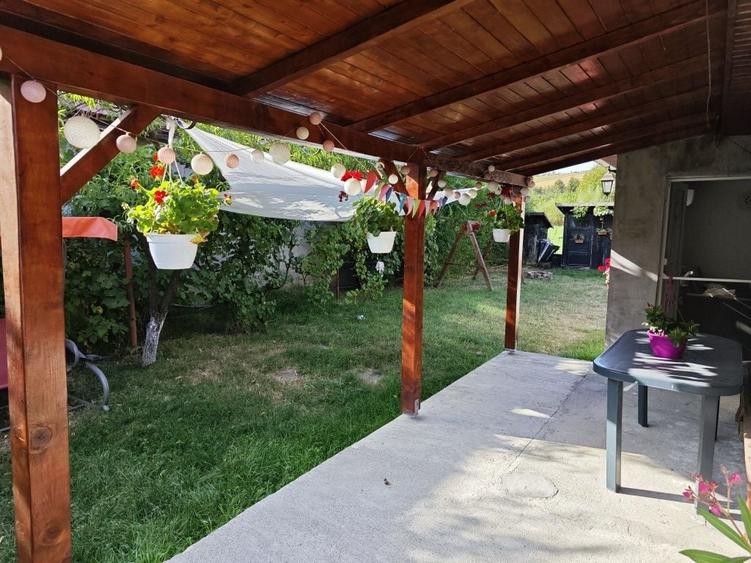 Casă cu 2 camere în Călușeri