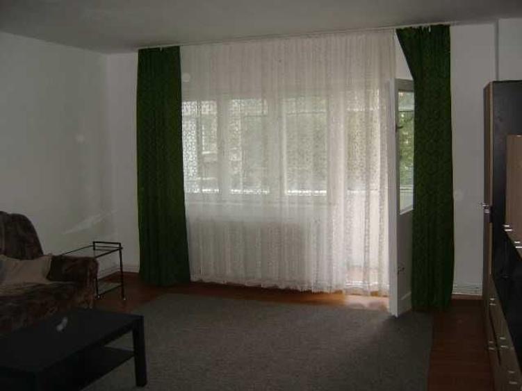 Apartament cu 2 camere semidecomandat în Lunei