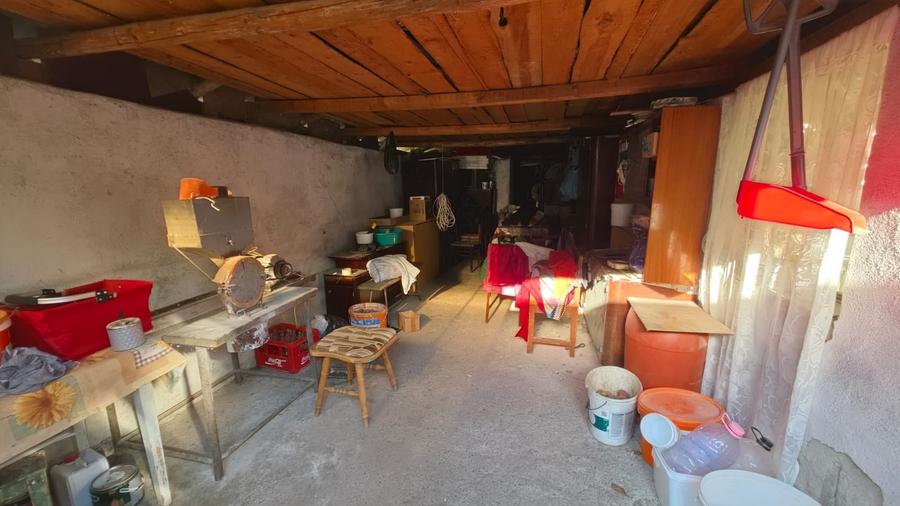 Casă individuală cu 3 camere cu Teren 1677 Mp în Vințu de Jos