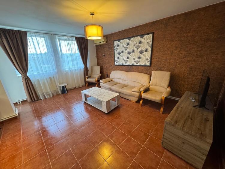 Apartament cu 2 camere semidecomandat în Dumbrăvița
