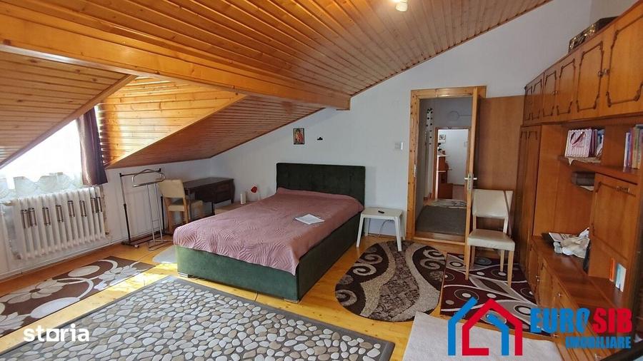 Apartament cu 2 camere decomandat în Ștrand