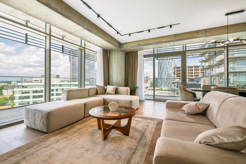 Apartament cu 4 camere în Floreasca