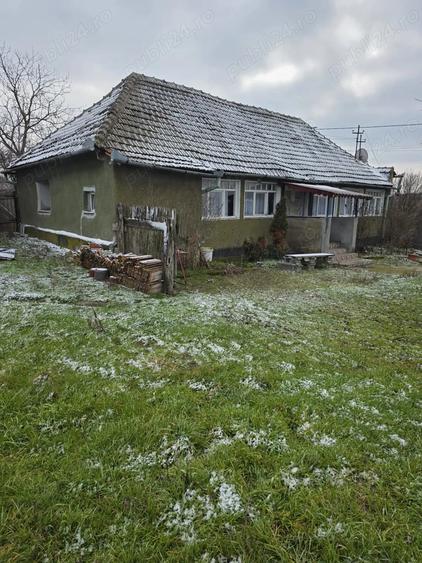 Casă cu 2 camere cu Teren 110 Mp în Pachia