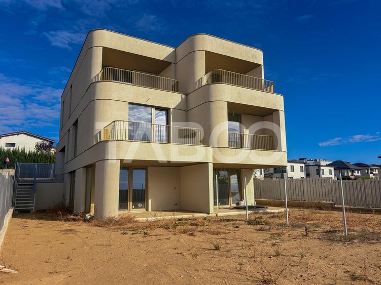 Duplex cu 5 camere cu Canalizare în Iris