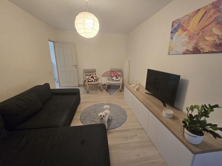 Apartament cu 3 camere decomandat, mobilat în Crângași — fotografia 3