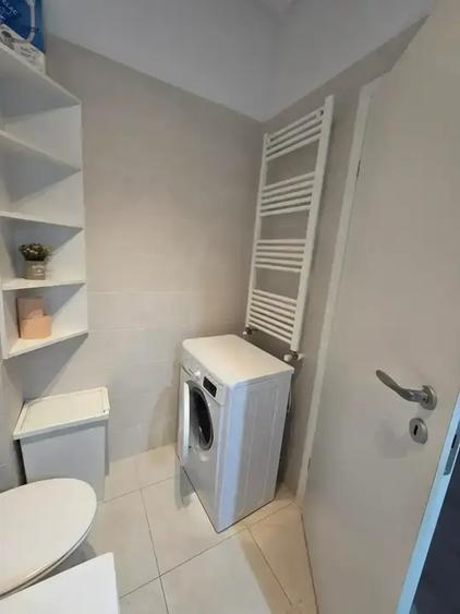 Apartament cu 2 camere decomandat, mobilat în P-ța Alba Iulia