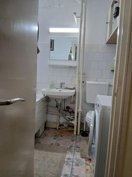 Apartament de inchiriat zona bou rosu Calea romanilor etaj 3/4 - 5