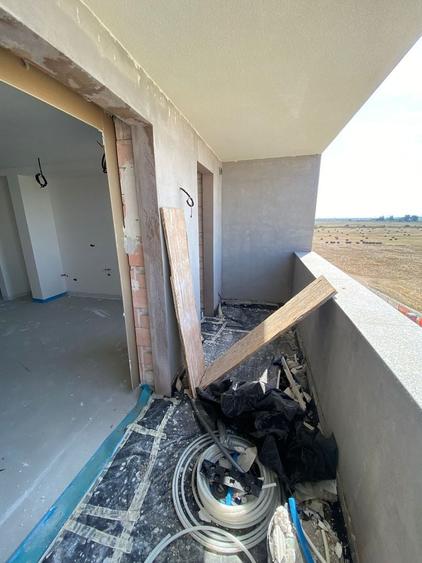 Apartament cu 2 camere decomandat în Girocului