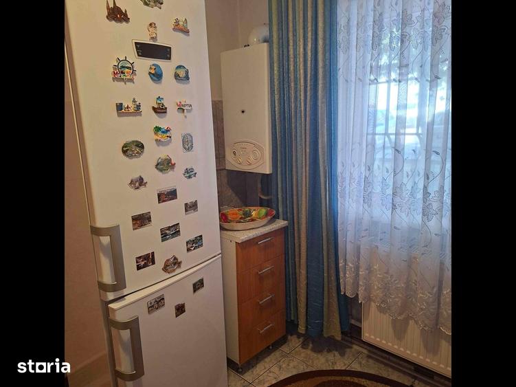 Apartament cu 3 camere în Calea București