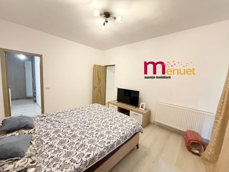 Apartament cu 2 camere decomandat în Peco