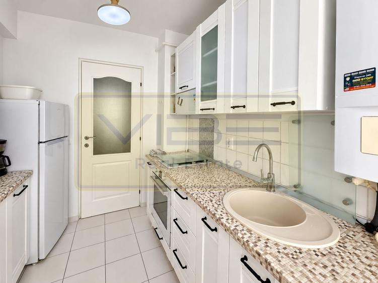 Apartament cu 2 camere nedecomandat, mobilat în Piața Unirii