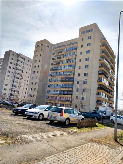 Apartament cu 2 camere decomandat, mobilat în 13 Septembrie